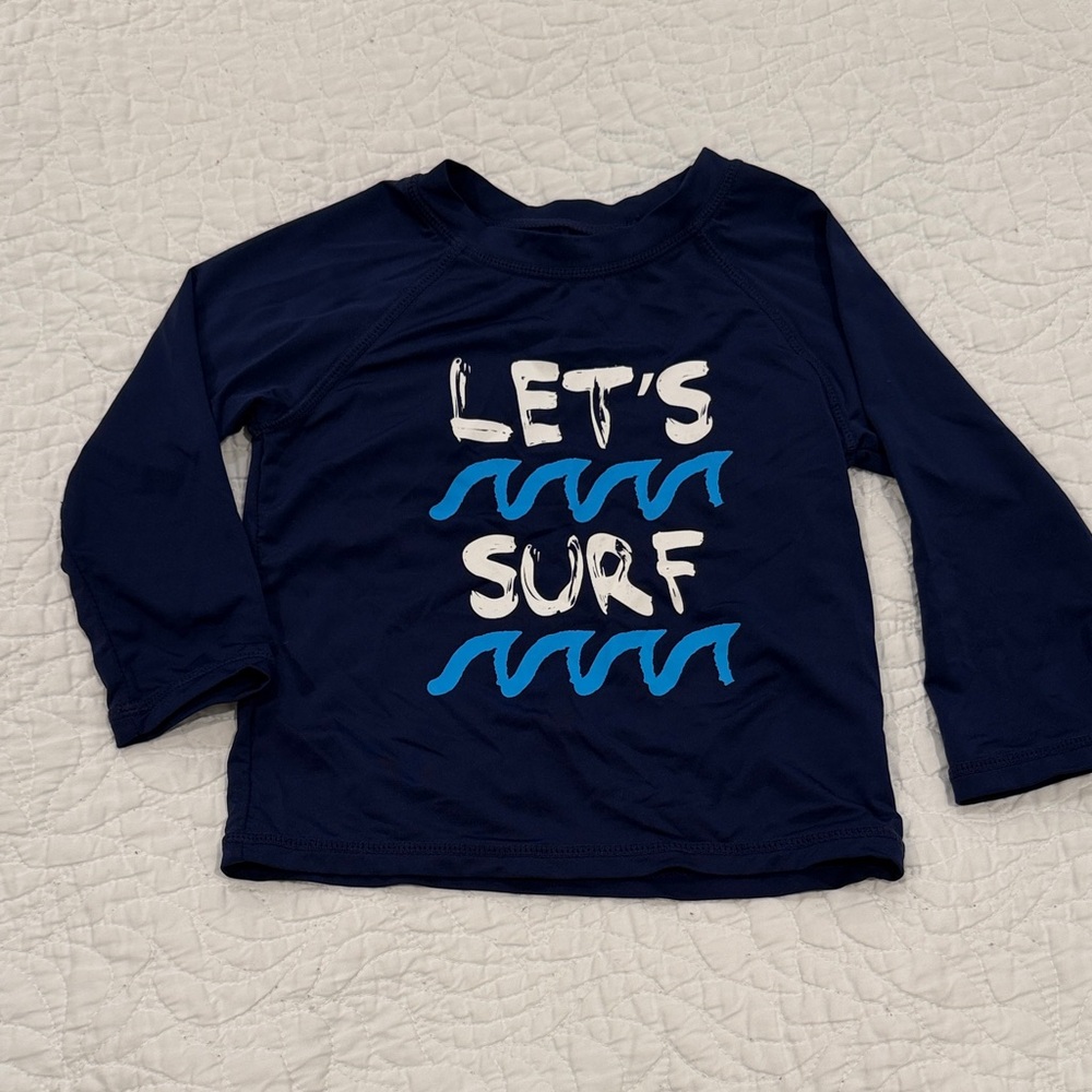 Navy Long-Sleeve Rash Guard with 'Let's Surf' Graphic